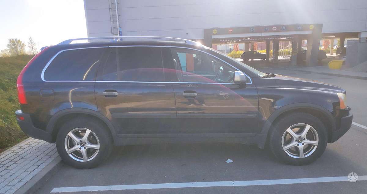 Volvo XC90 2005 — photo 8