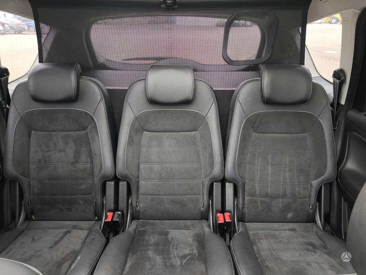 Ford S-MAX 2013 — photo 13