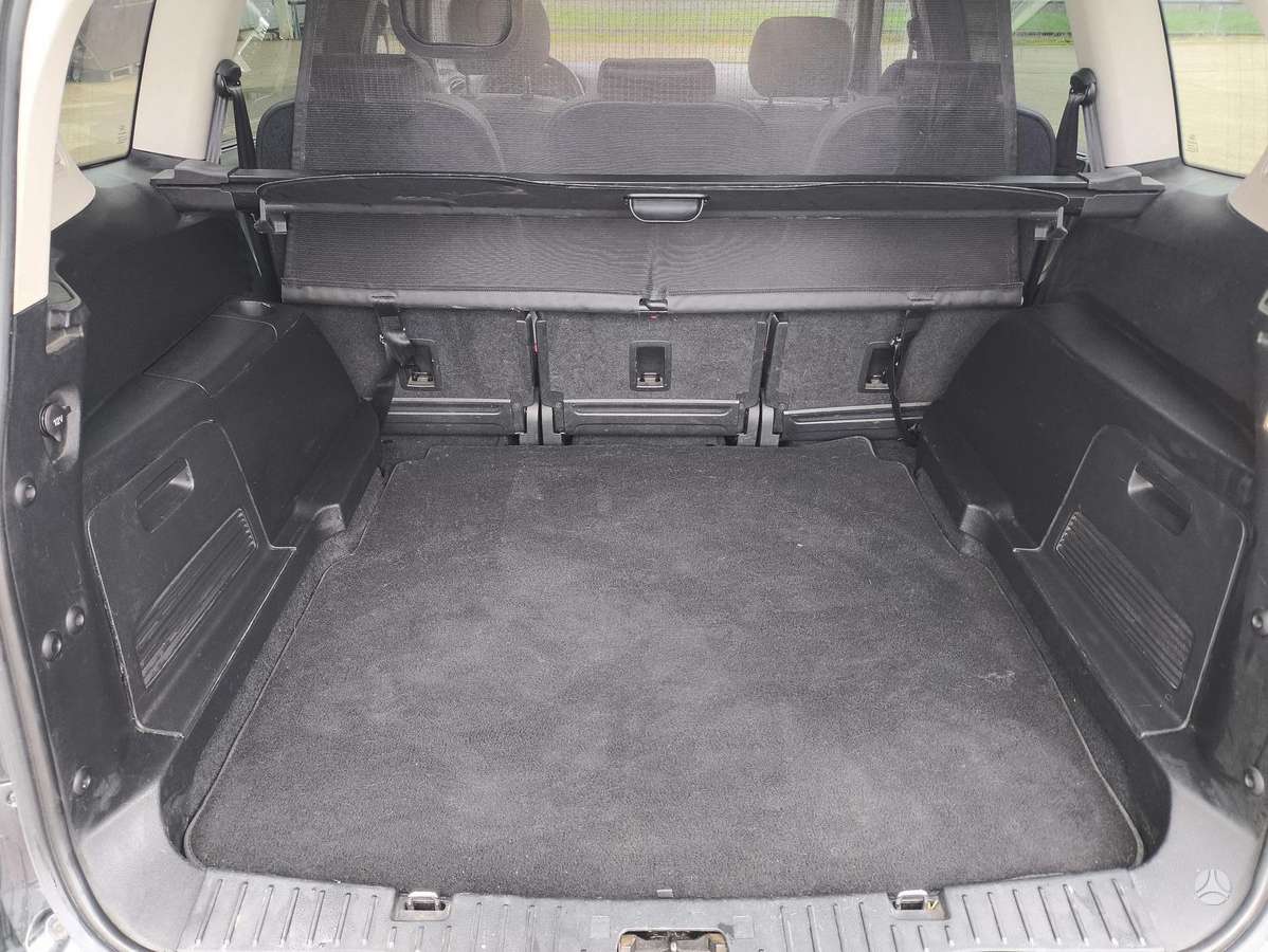 Ford S-MAX 2013 — photo 14
