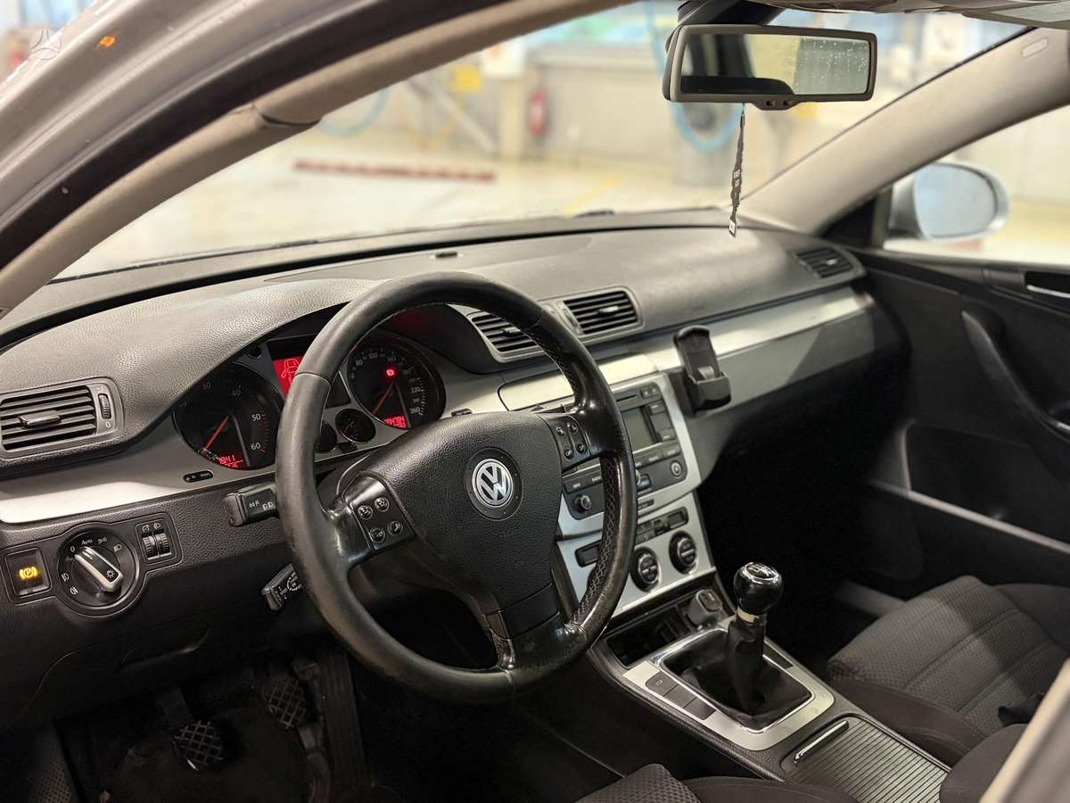 Volkswagen Passat 2008 — photo 10