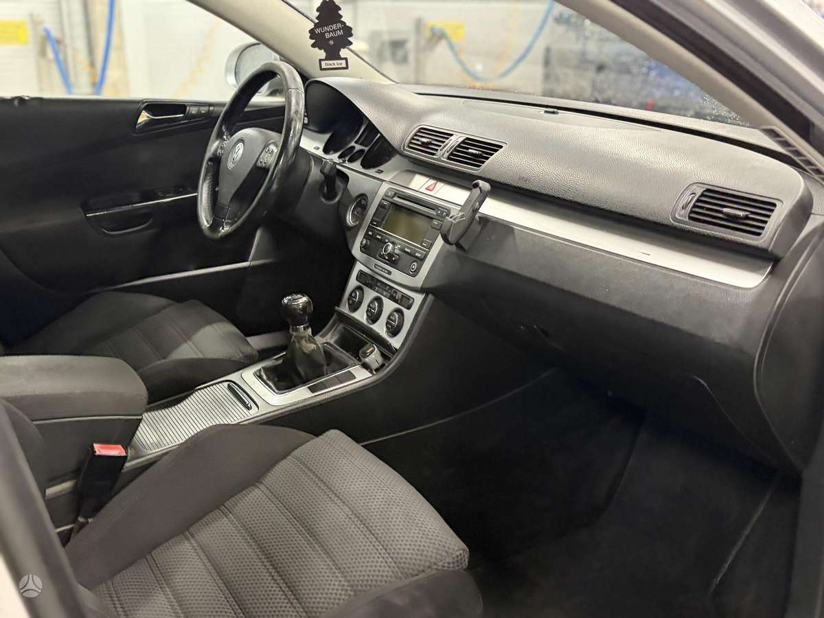 Volkswagen Passat 2008 — photo 9