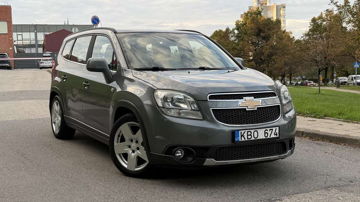Chevrolet Orlando 2011 — фото 11