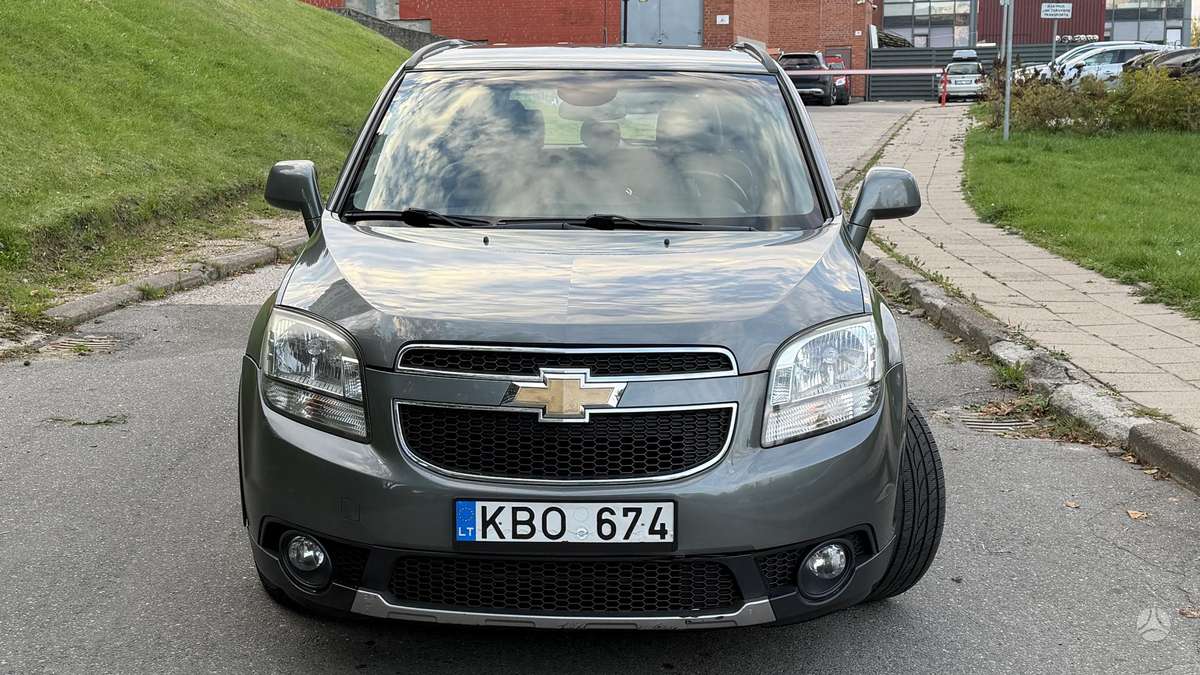 Chevrolet Orlando 2011 — фото 12