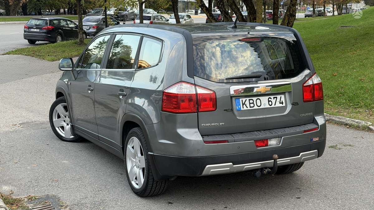 Chevrolet Orlando 2011 — фото 5