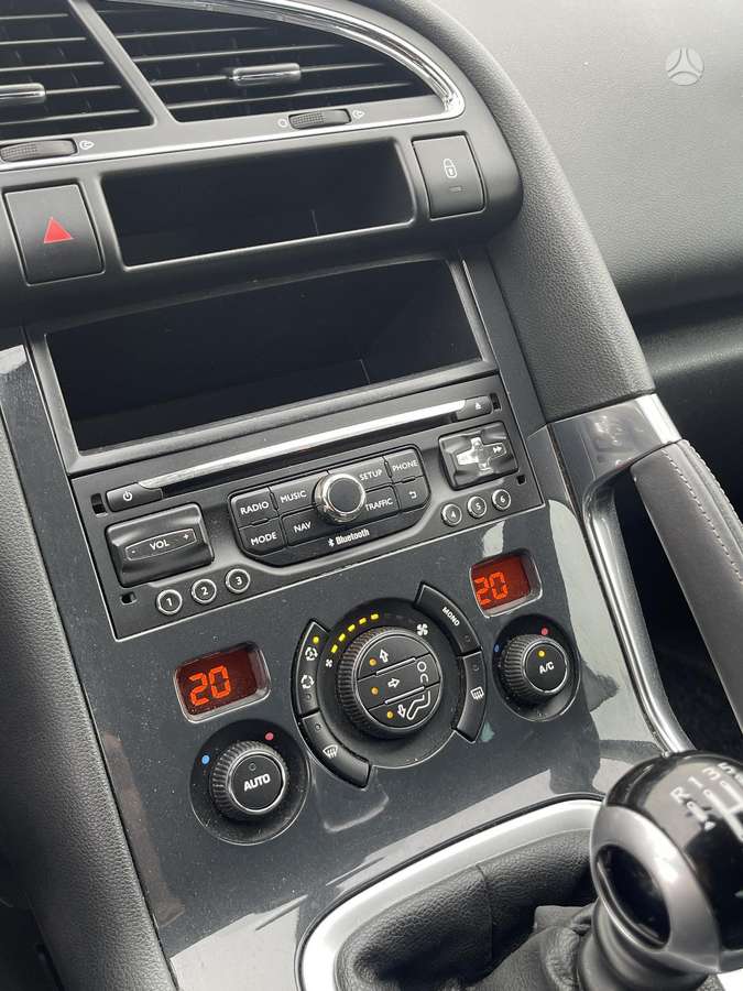 Peugeot 3008 2014 — photo 12