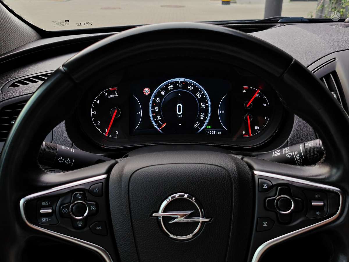 Opel Insignia 2015 — фото 24