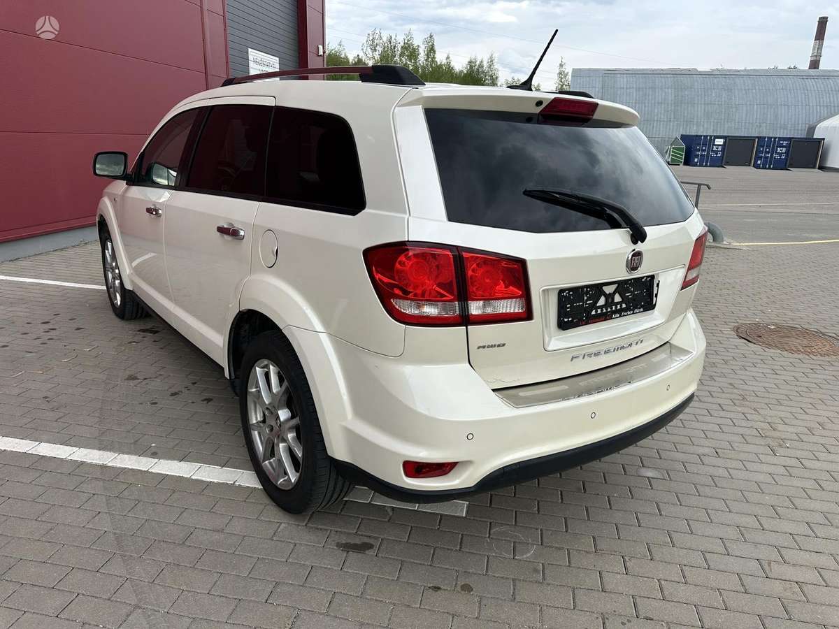 Fiat Freemont 2013 — engine 2000 cm³, 170 HP (125kW)