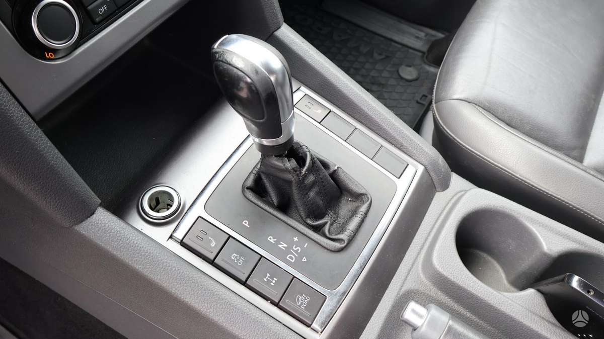 Volkswagen Amarok 2014 — photo 11