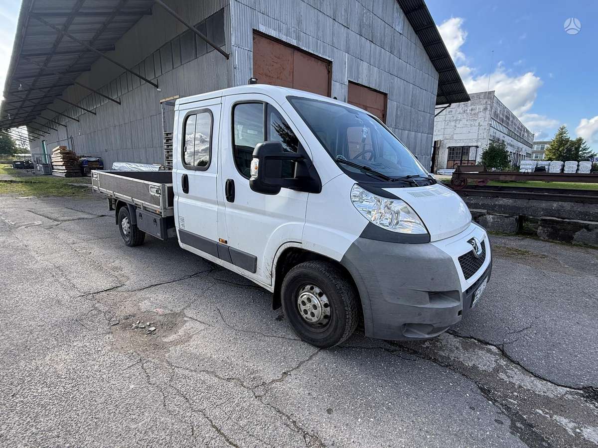 Peugeot Boxer 2008 — вигляд ззаду