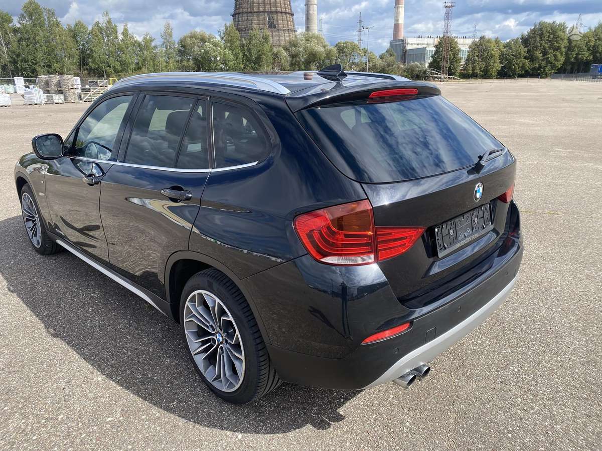 BMW X1 2011 — двигун 1995 cm³, 204 HP (150kW)