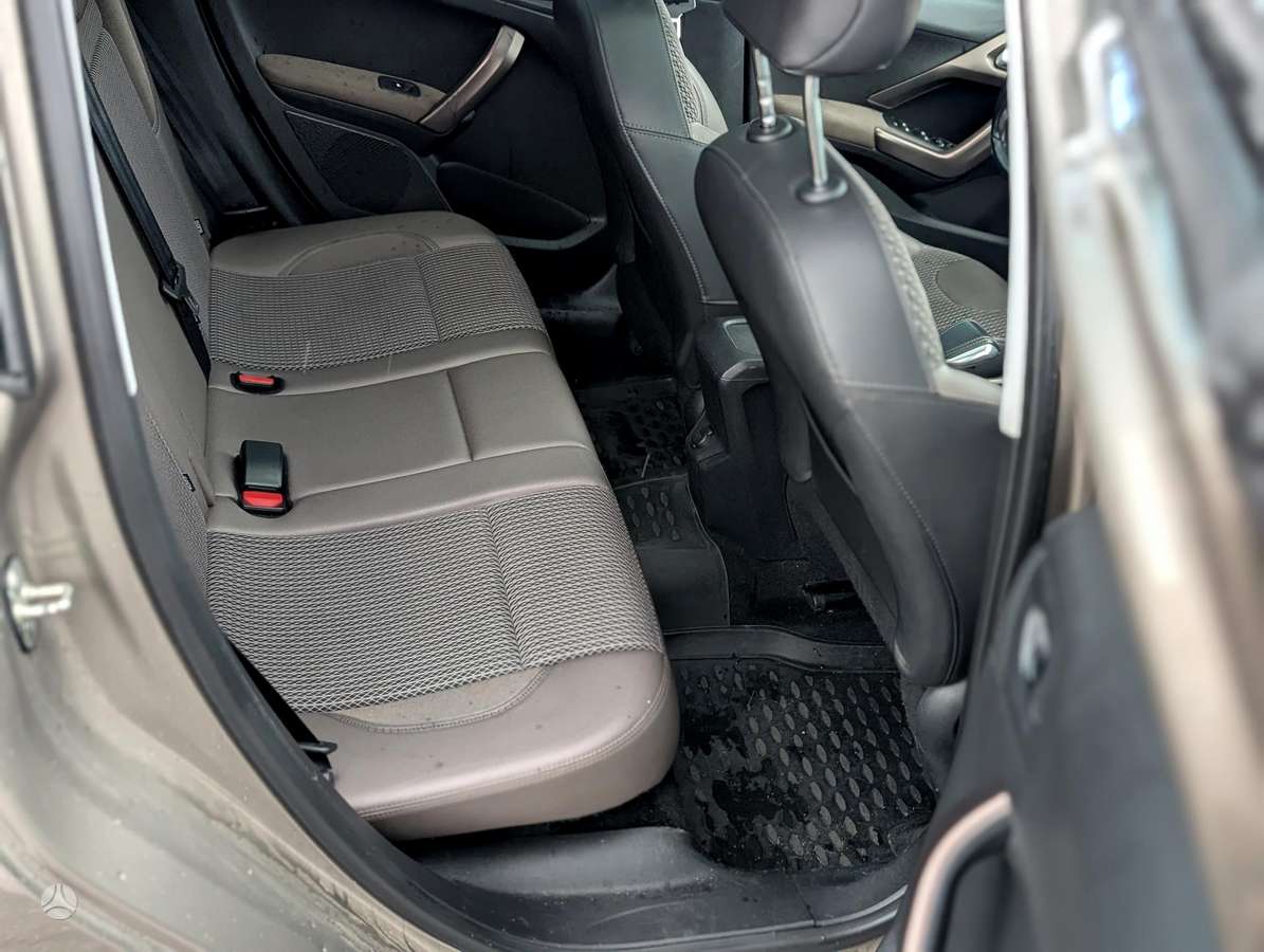 Peugeot 2008 2014 — photo 14
