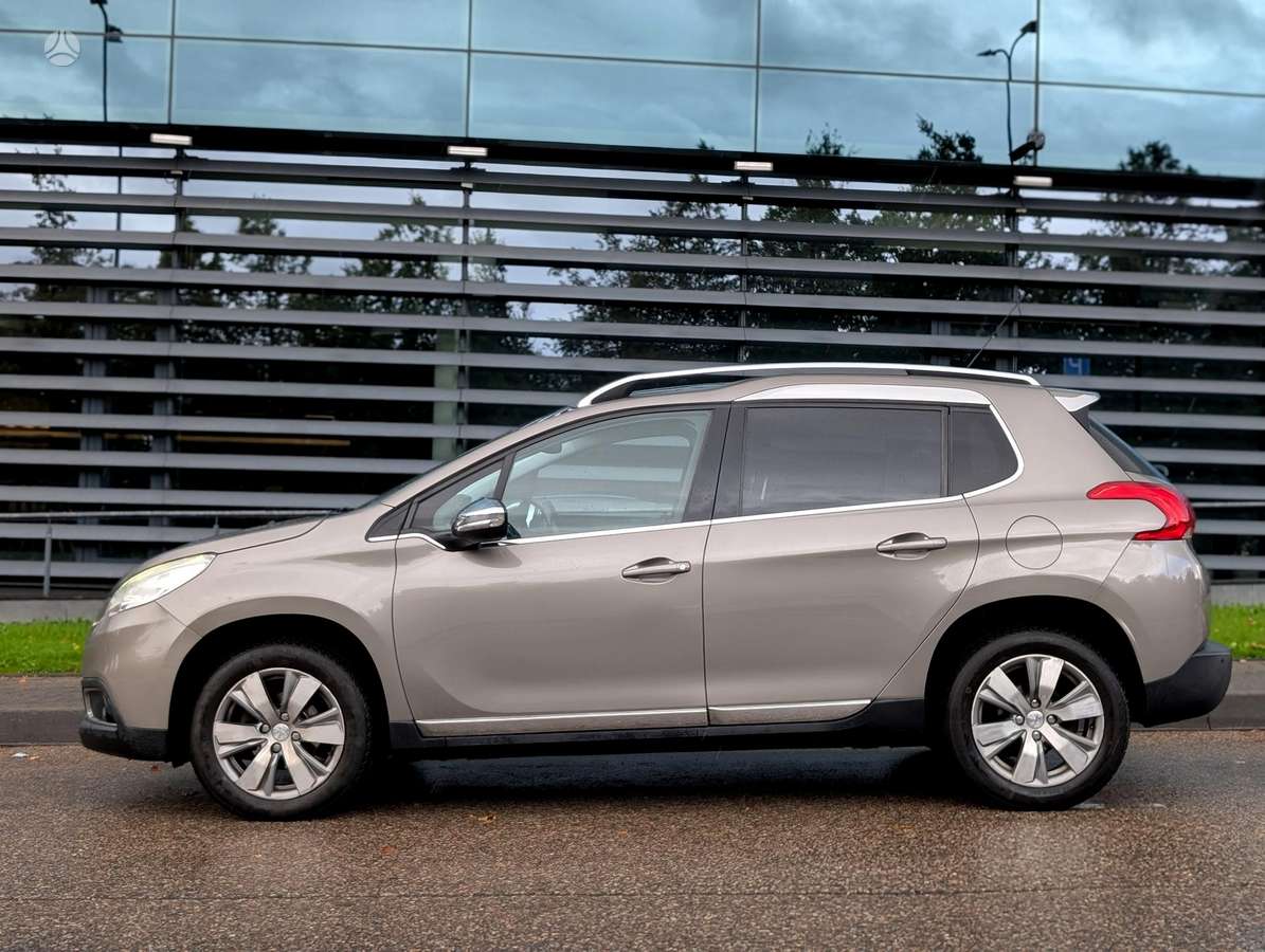 Peugeot 2008 2014 — engine 1199 cm³, 82 HP (60kW)
