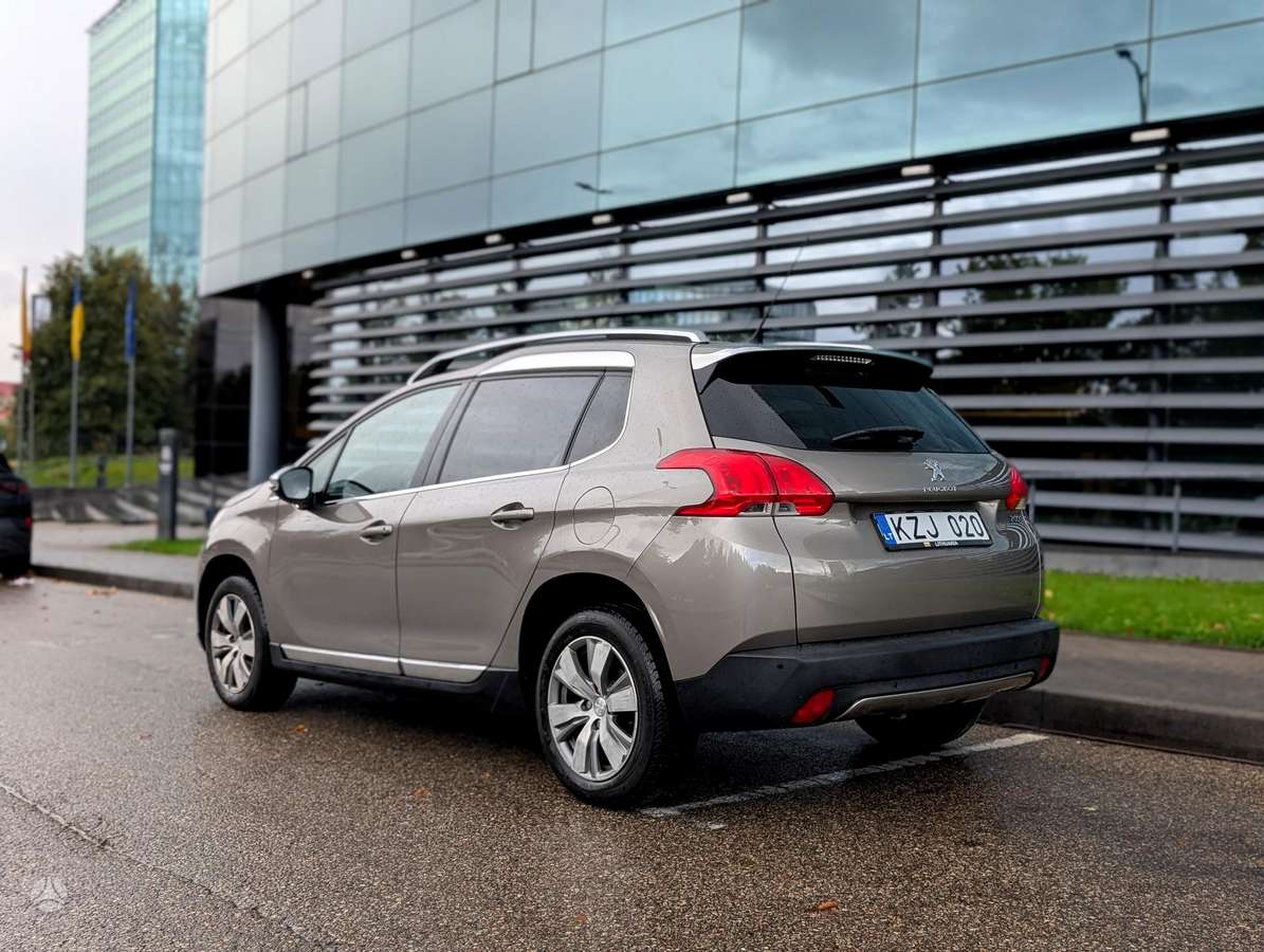 Peugeot 2008 2014 — photo 7
