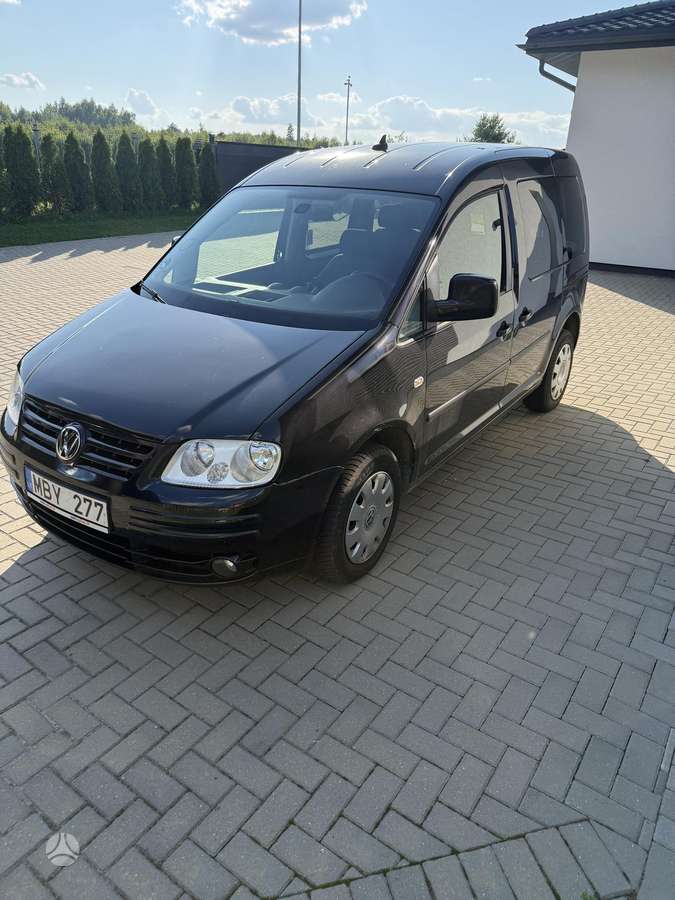Volkswagen Caddy 2009 — вигляд ззаду