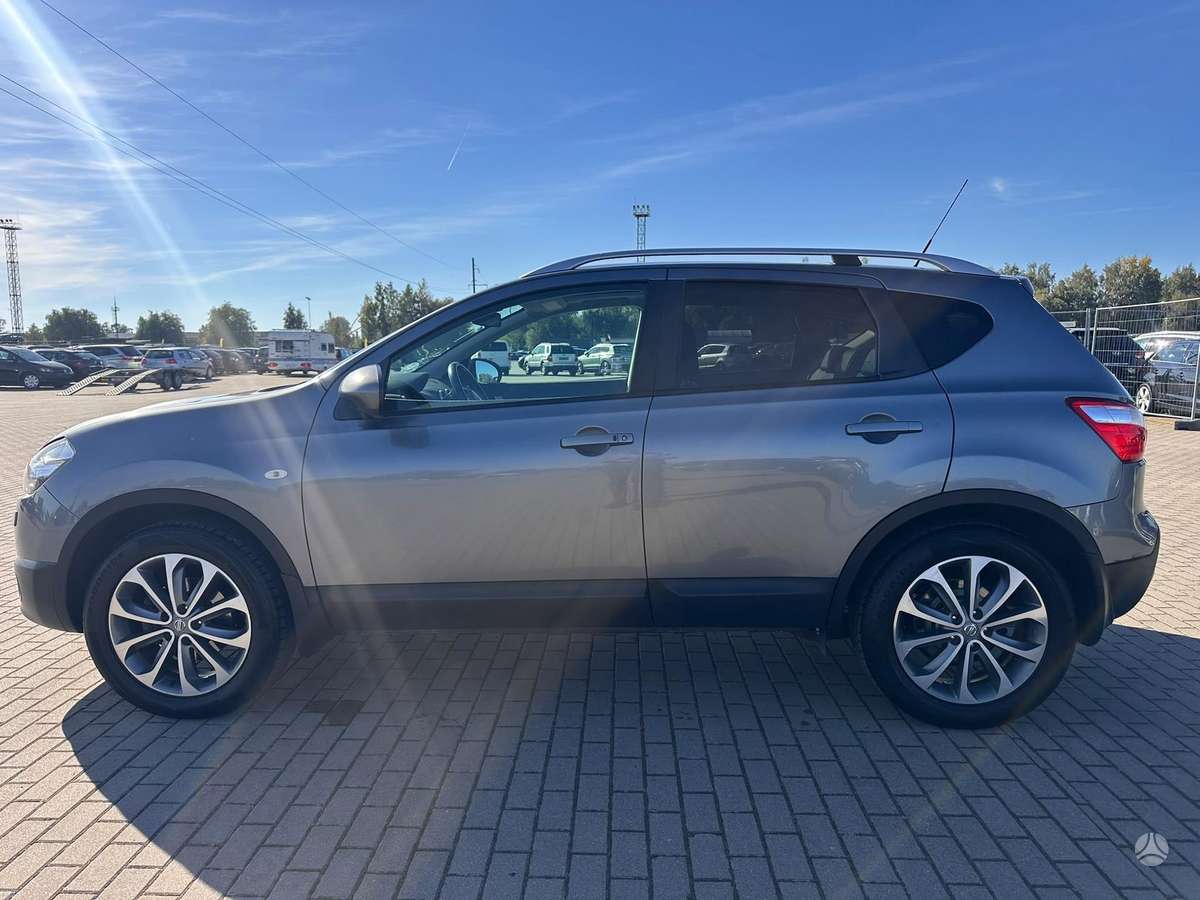 Nissan Qashqai 2012 — photo 8