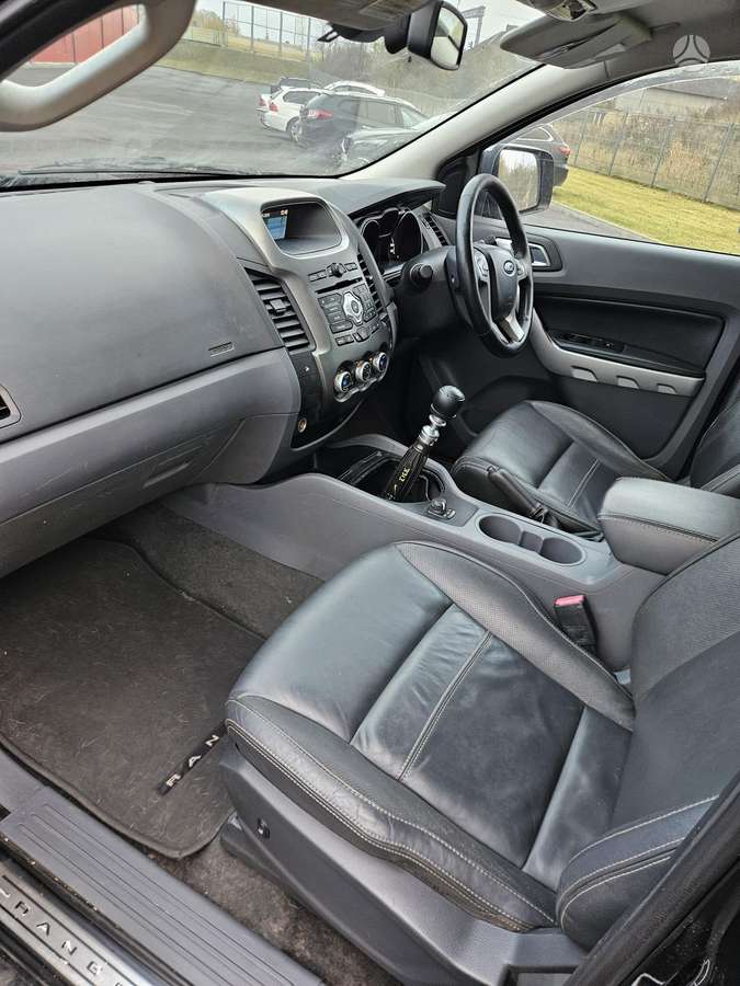 Ford Ranger 2014 — photo 12