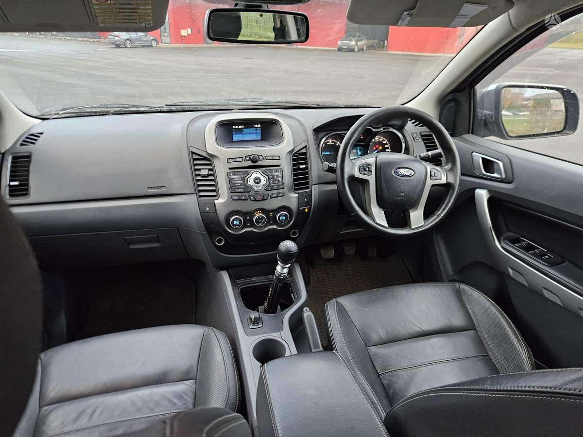 Ford Ranger 2014 — photo 14