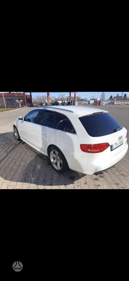 Audi A4 2009 — engine 2000 cm³, 143 HP (105kW)