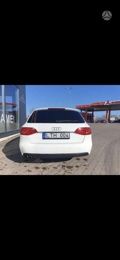 Audi A4 2009 — photo 5