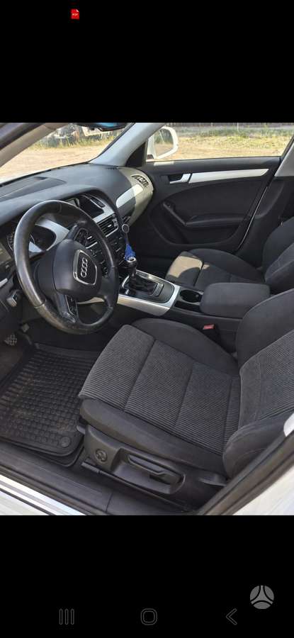 Audi A4 2009 — photo 7