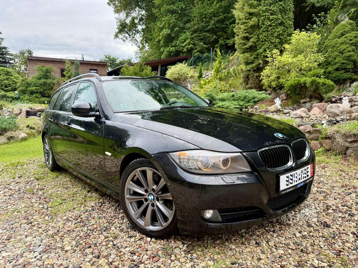 BMW 320 2009 — engine 1995 cm³, 163 HP (120kW)
