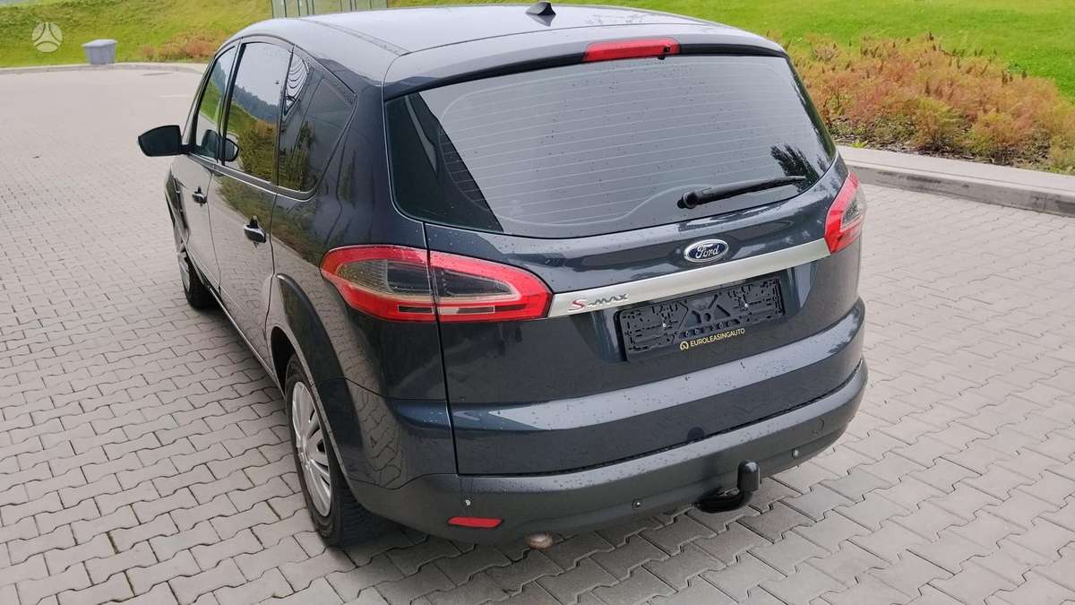 Ford S-MAX 2014 — photo 10
