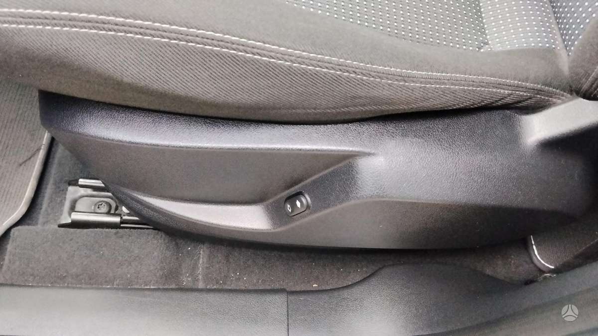 Ford S-MAX 2014 — photo 13