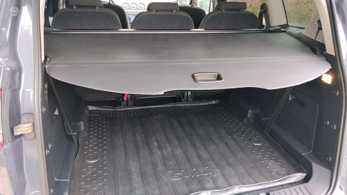 Ford S-MAX 2014 — photo 26