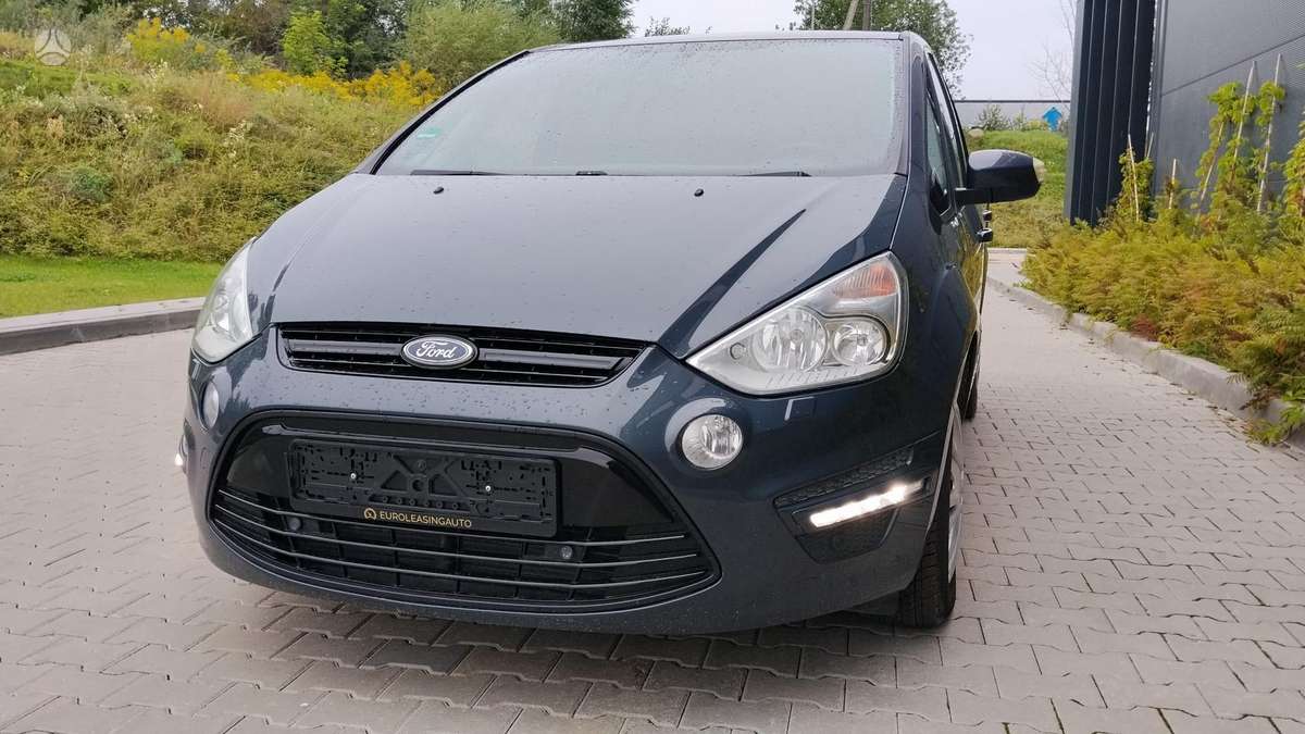 Ford S-MAX 2014 — interior