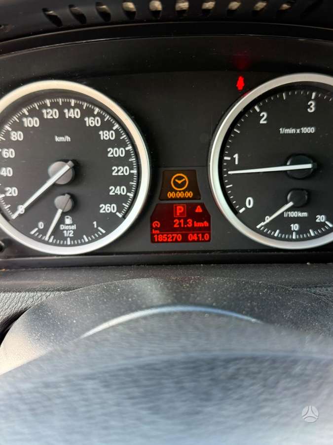 BMW X6 2010 — photo 5