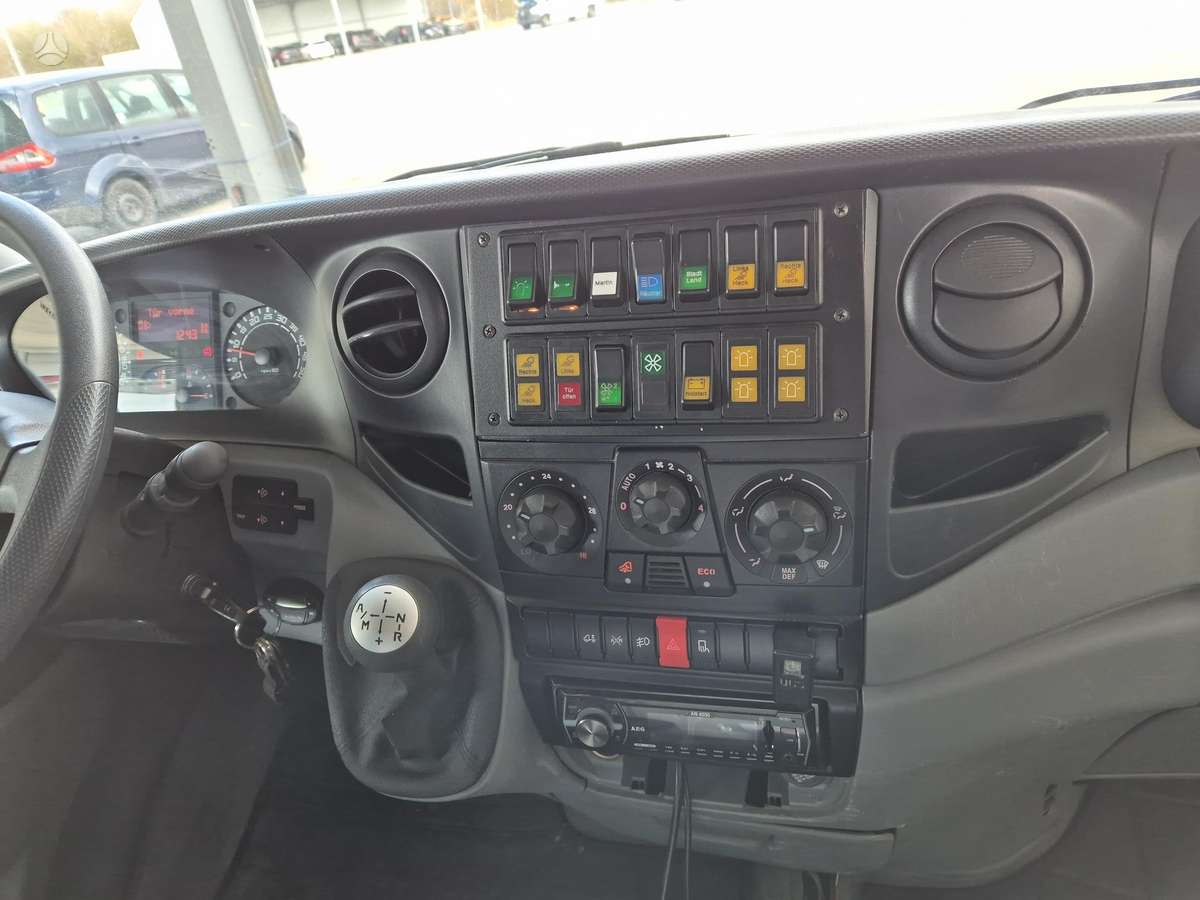 Iveco Daily 2007 — photo 9