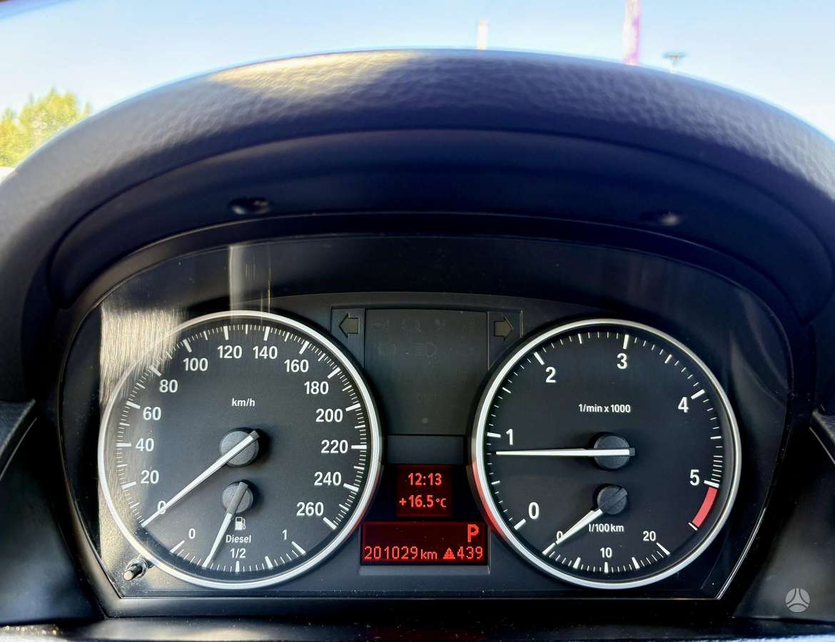 BMW X1 2011 — photo 14