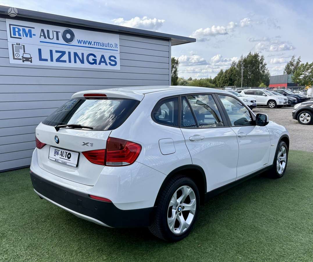 BMW X1 2011 — photo 5