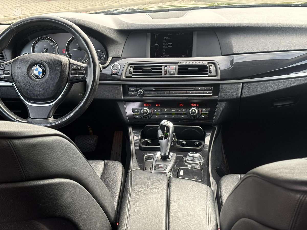 BMW 520 2011 — фото 17