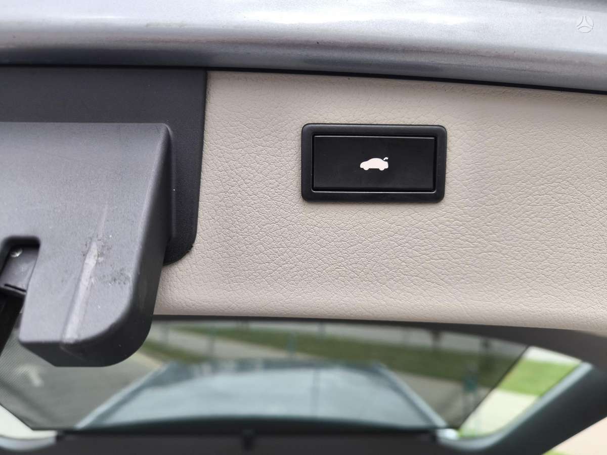 Audi A6 2009 — photo 11