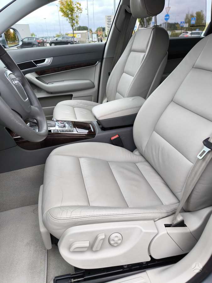 Audi A6 2009 — photo 15