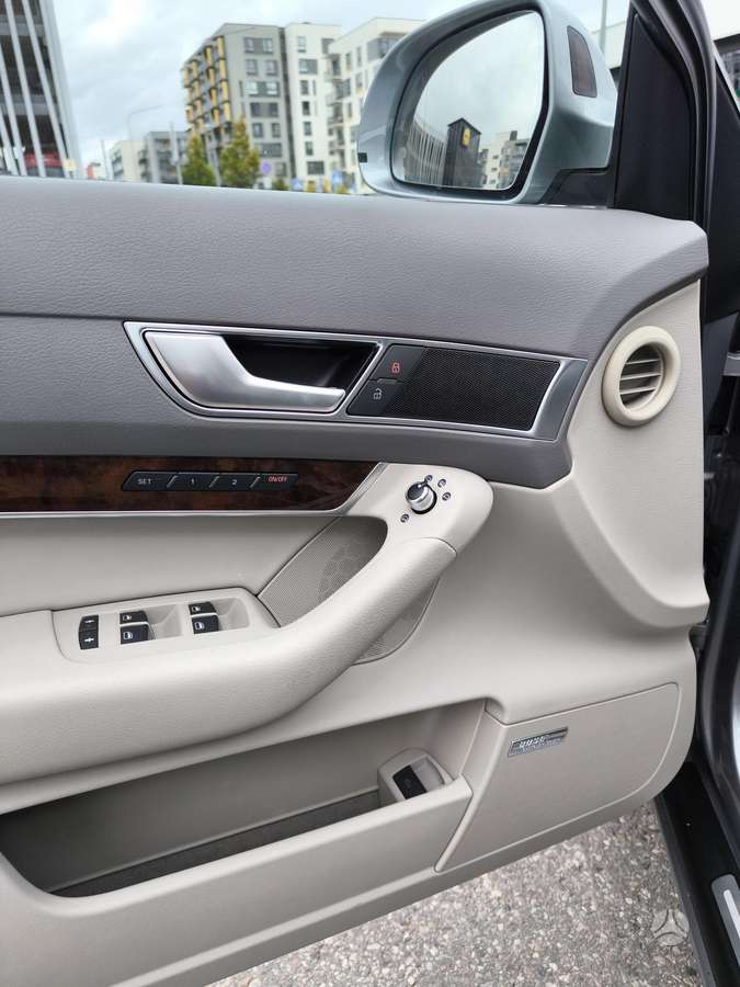 Audi A6 2009 — photo 22