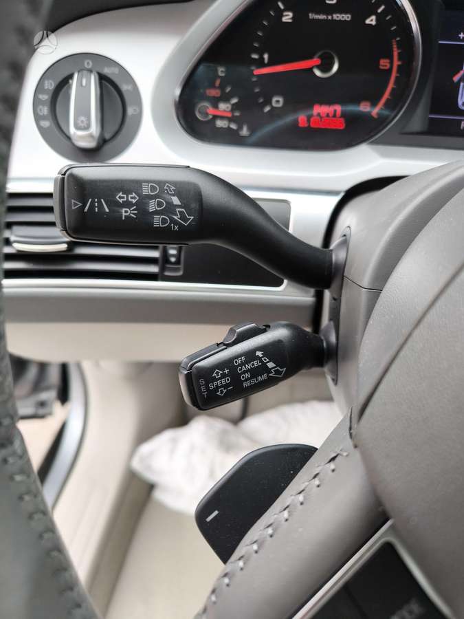 Audi A6 2009 — photo 24