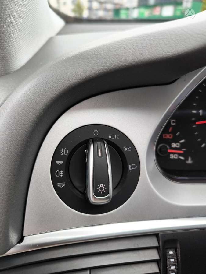 Audi A6 2009 — photo 25