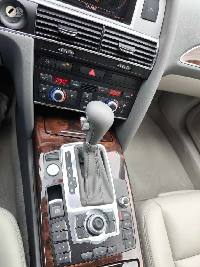 Audi A6 2009 — photo 27