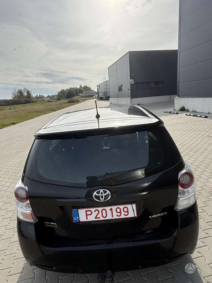 Toyota Verso 2013 — photo 10