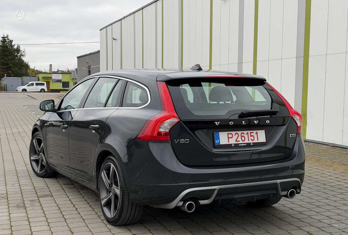 Volvo V60 2012 — photo 6