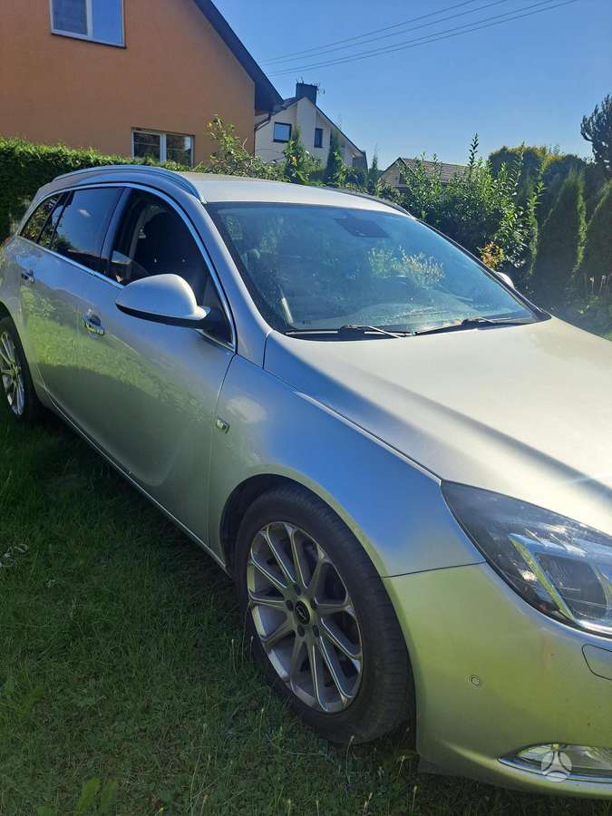 Opel Insignia 2011 — photo 6