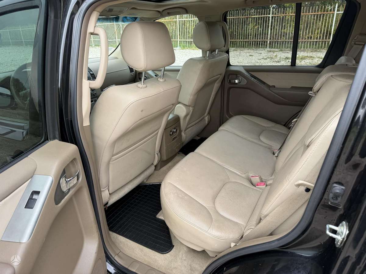 Nissan Pathfinder 2008 — photo 16