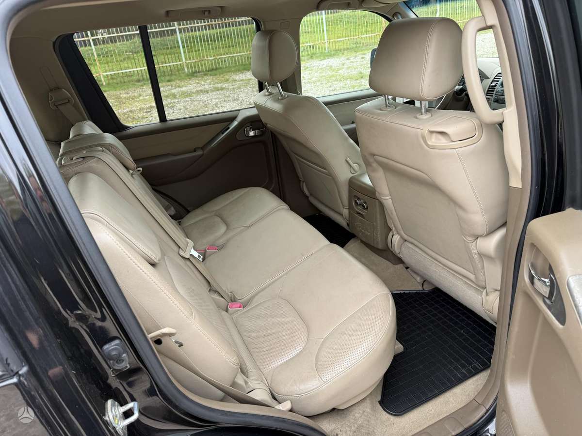Nissan Pathfinder 2008 — photo 17