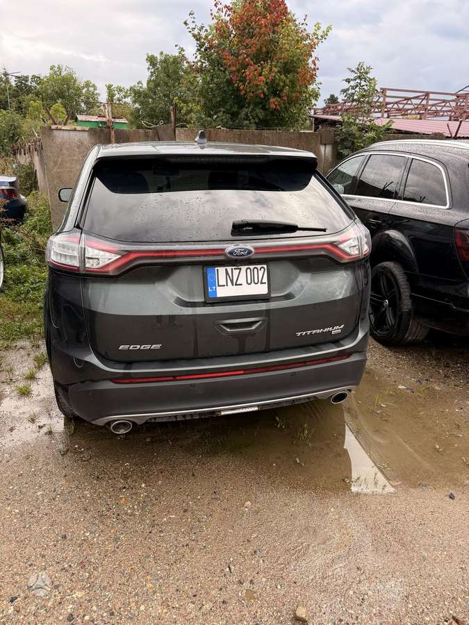Ford Edge 2015 — photo 8