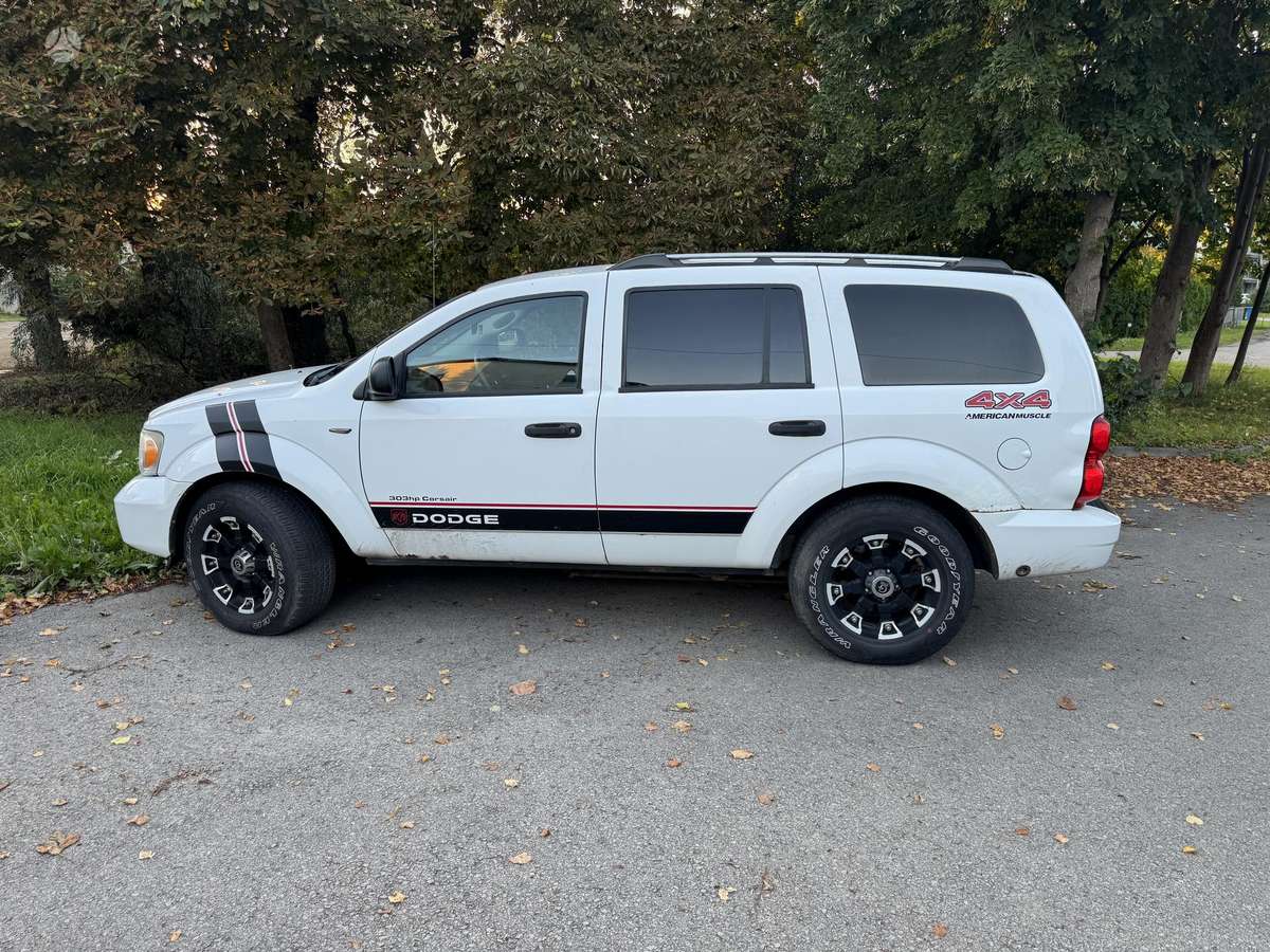Dodge Durango 2008 — авто для ЗСУ з Європи