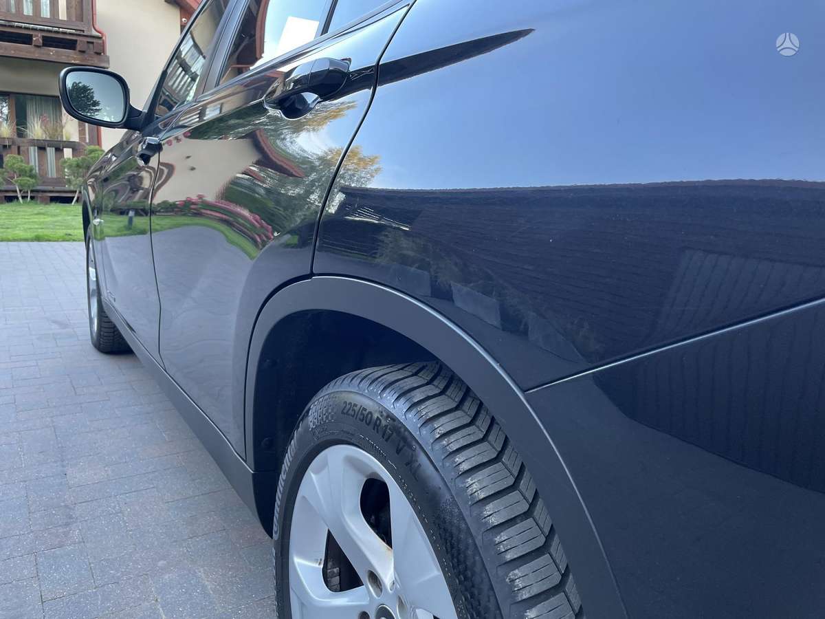 BMW X1 2010 — photo 13