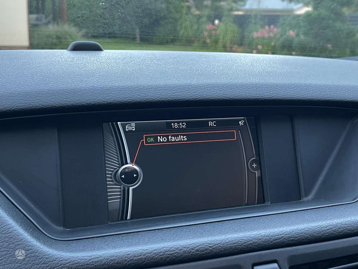 BMW X1 2010 — photo 24