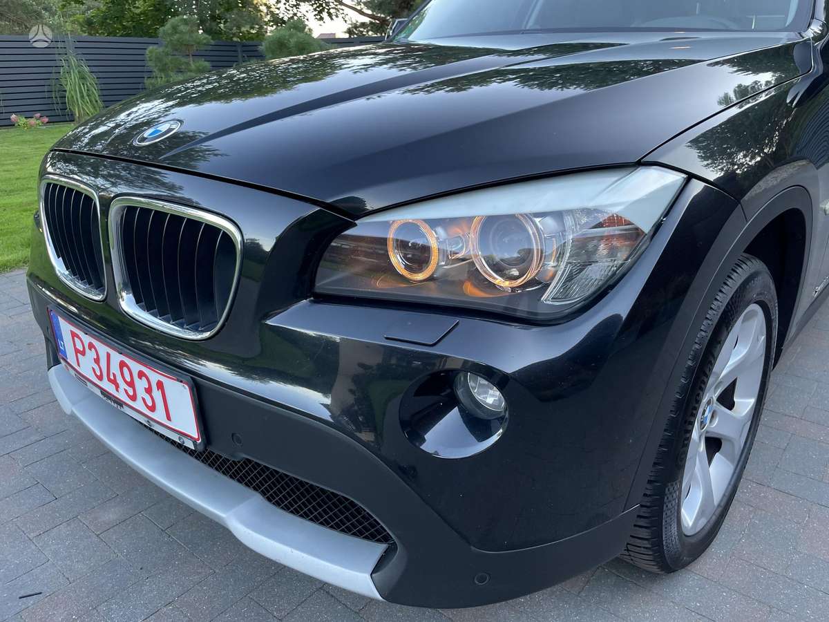 BMW X1 2010 — photo 9